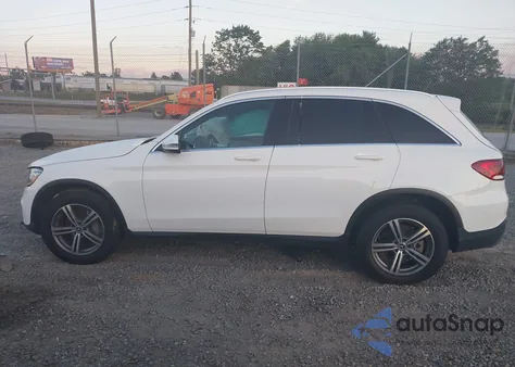 2020 Mercedes-Benz Glc 300 4Matic z USA, uszkodzony, nr VIN WDC0G8EB5LF687802